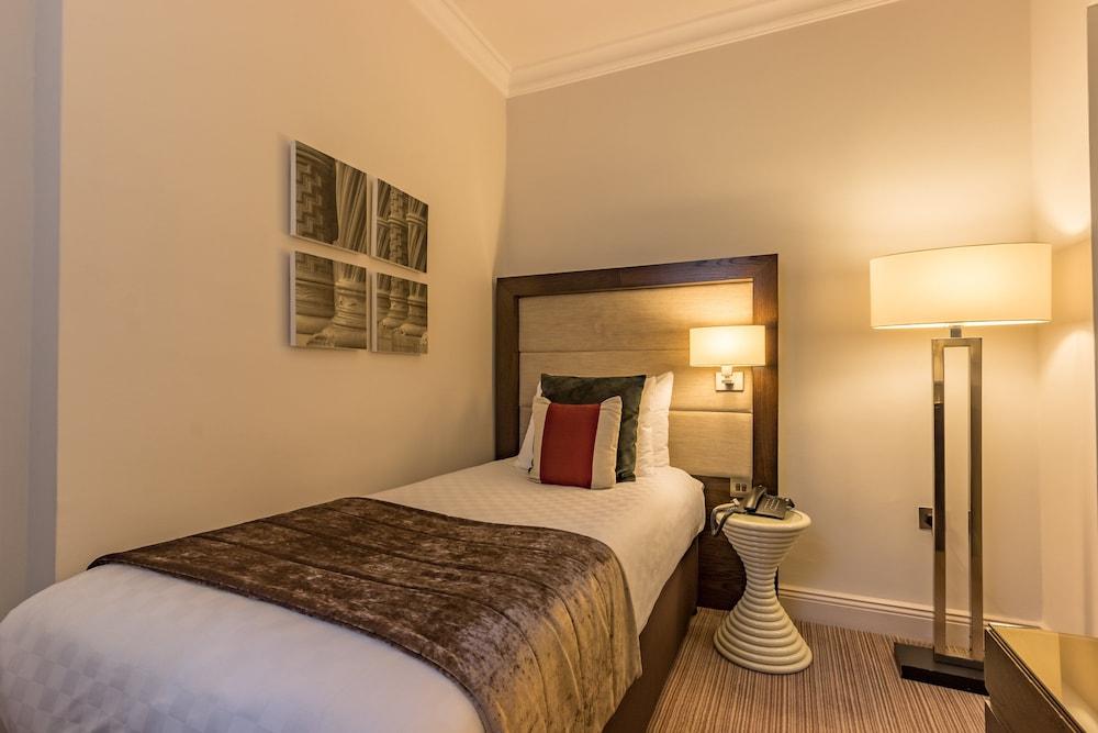 Thistle Holborn Hotel Londra